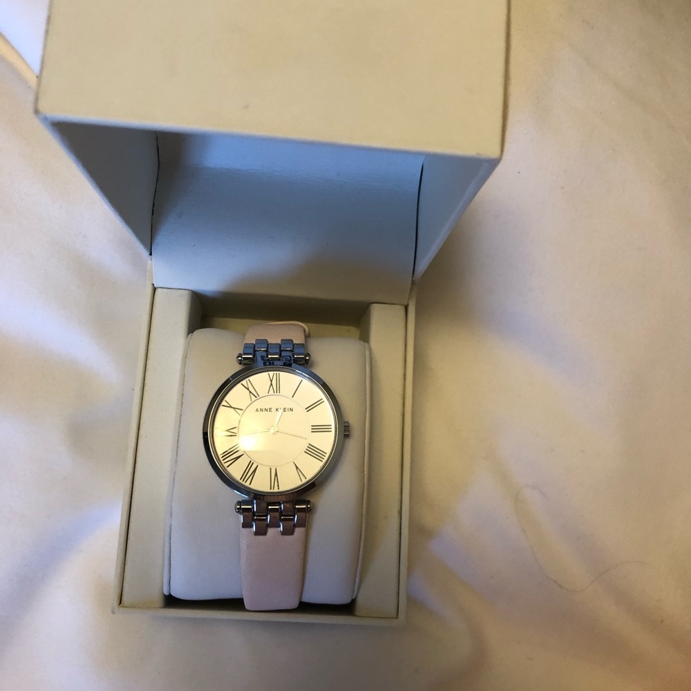 Anne Klein woman’s watch - Picture 2 of 4